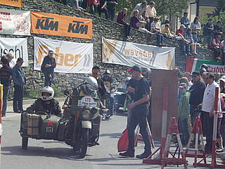 Ludwig Reinwart mit Harley Davidson 42WLA m.M72 Beiwagen am Seiberer 2010